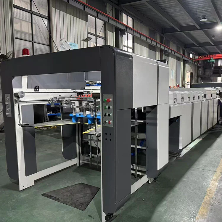 Автоматическая машина для нанесения УФ-масляного лака на толстую тонкую бумагу